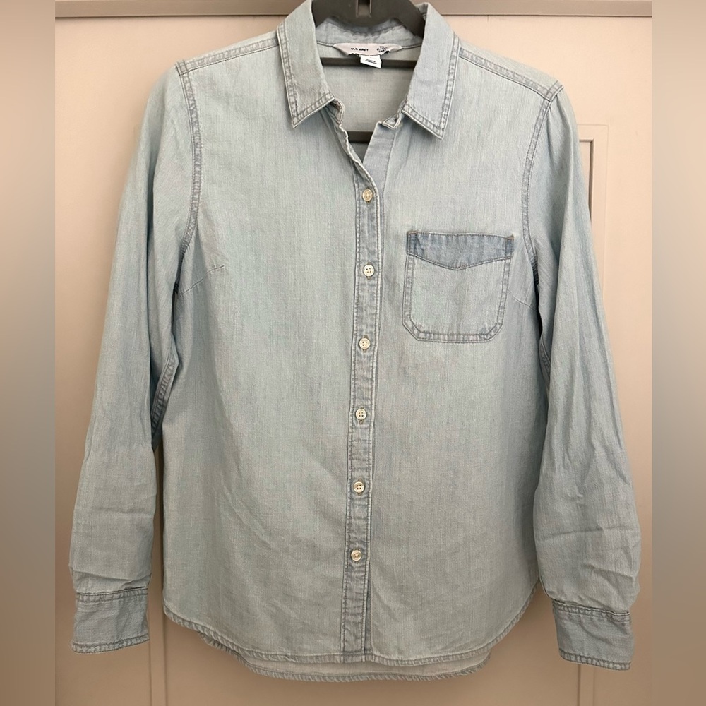 Old Navy Classic Lightweight Jean Shirt